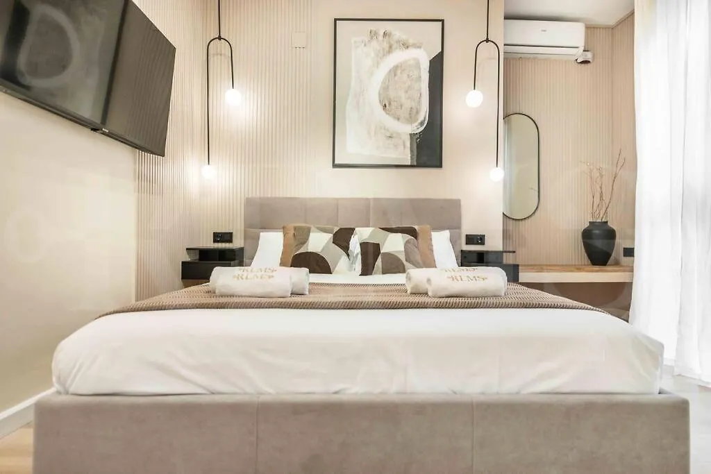 Romantic Getaway Studio In The Center By Rems Malaga 0*,  Spain